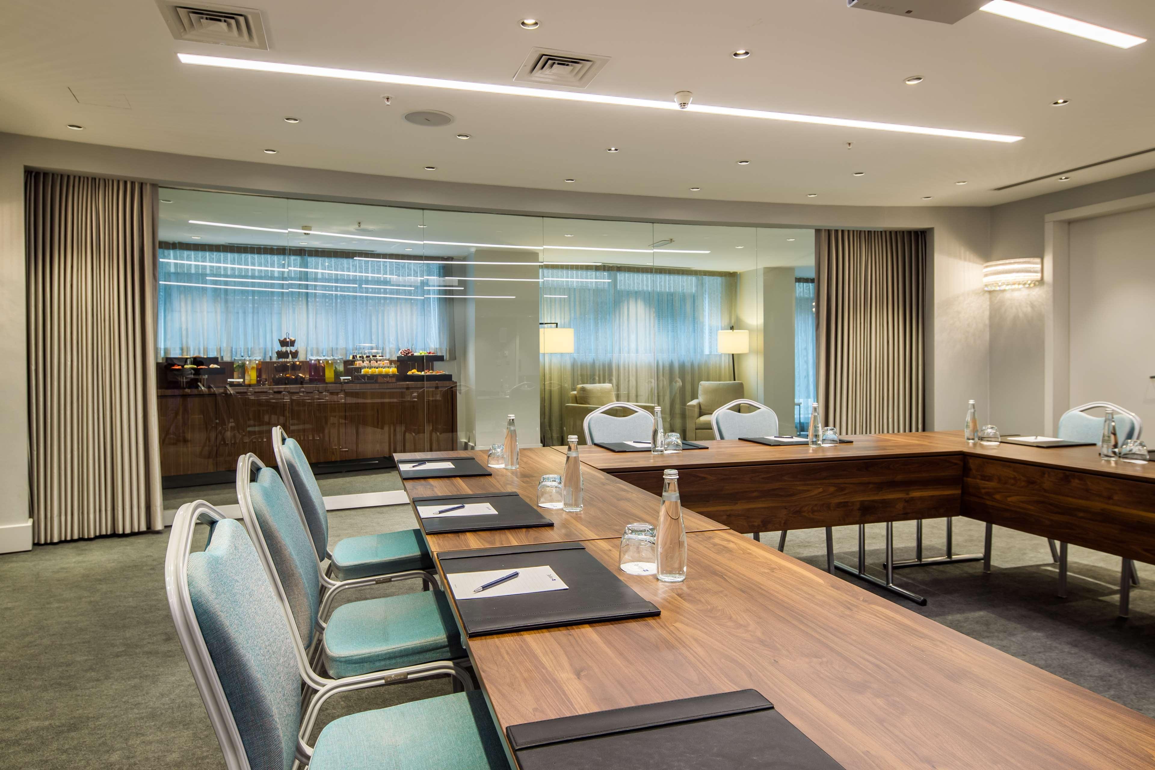 Radisson Blu Bosphorus Hotel Стамбул Экстерьер фото Meeting room